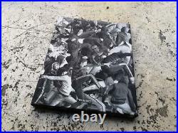 JR Wombat Box Portfolio of 6 prints X/1000