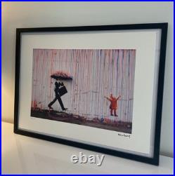 Lithographie banksy avec certificat et encadrée Lithographie banksy avec certificat et encadrée