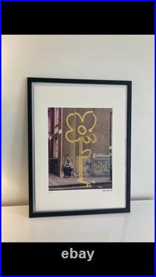 Lithographie banksy avec certificat et encadrée Lithographie banksy avec certificat et encadrée